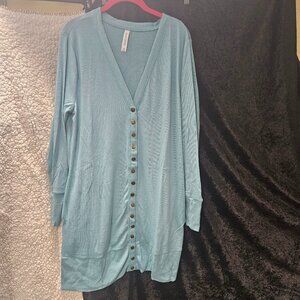 Zenana Outfitters 1X Long Sleeve Snap Front closure cozy sweater, long aqua blue
